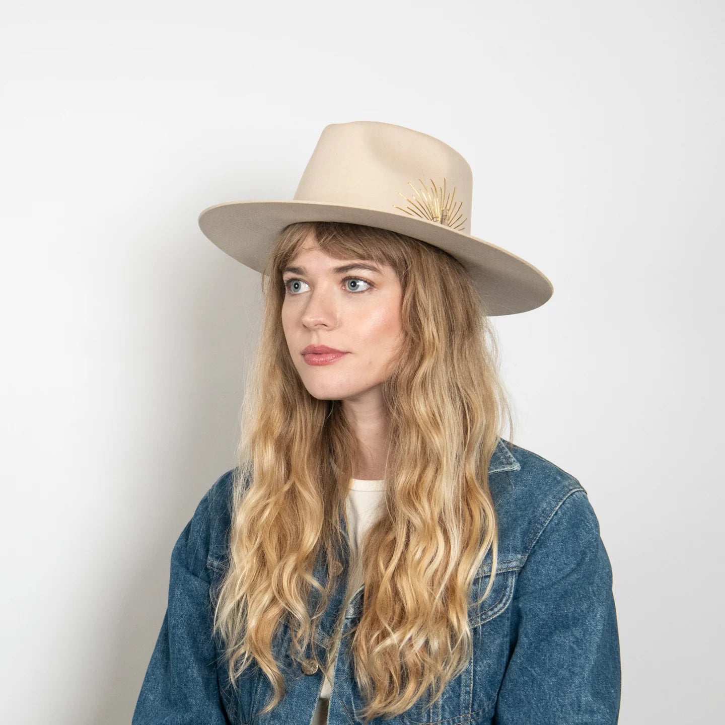 McVie Hat Bone