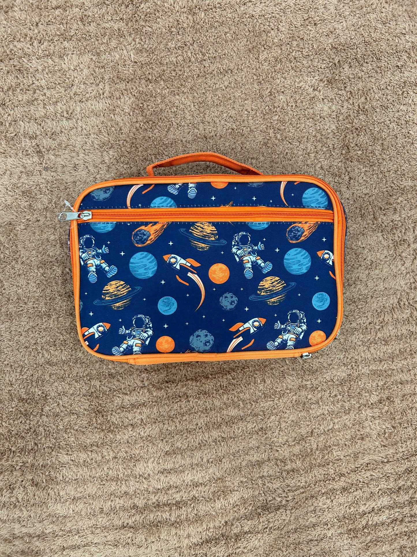 kids top around the sun lunch box!