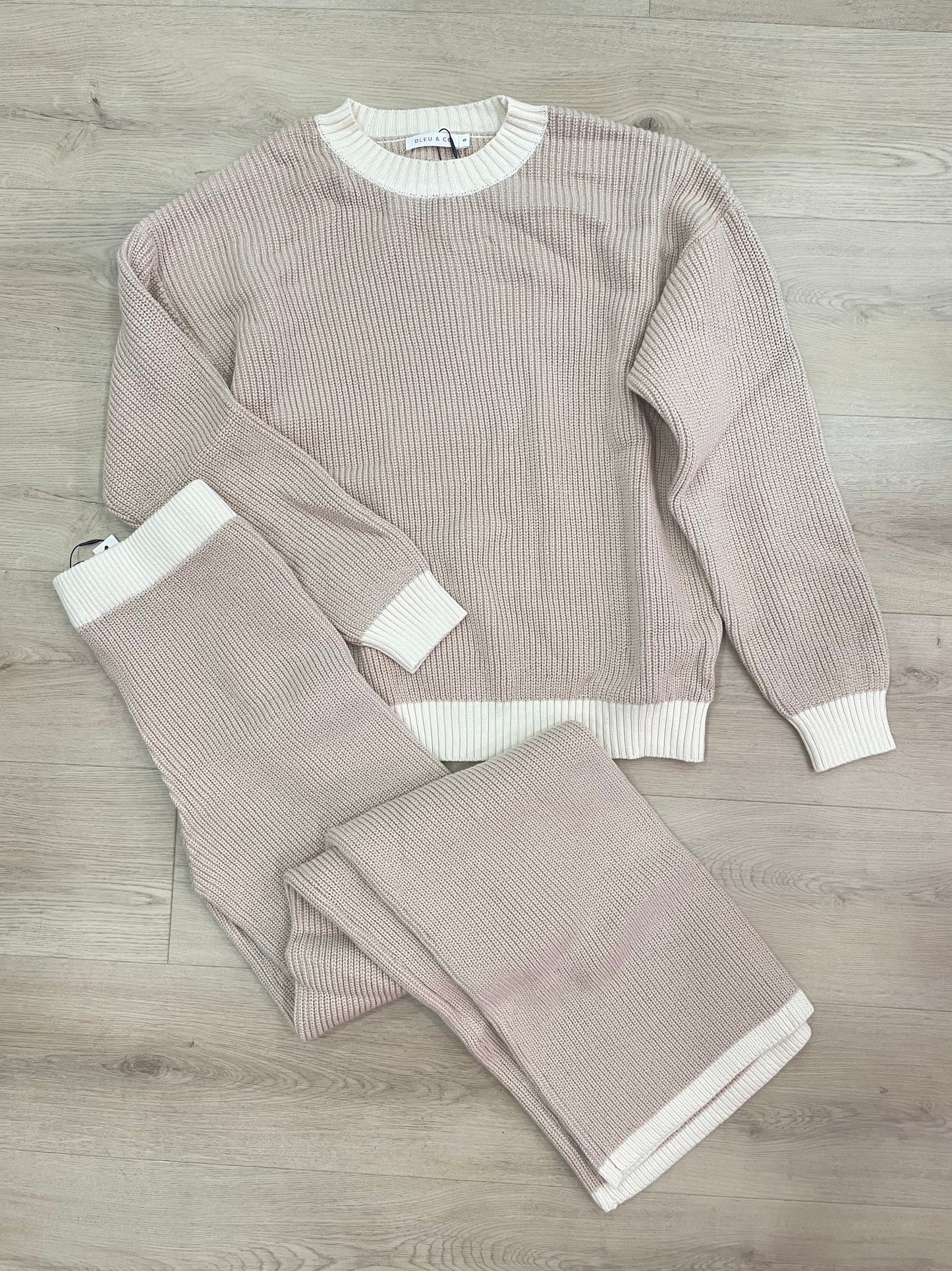 Women's Knit Sweater/Pant Set, Taupe/Cream