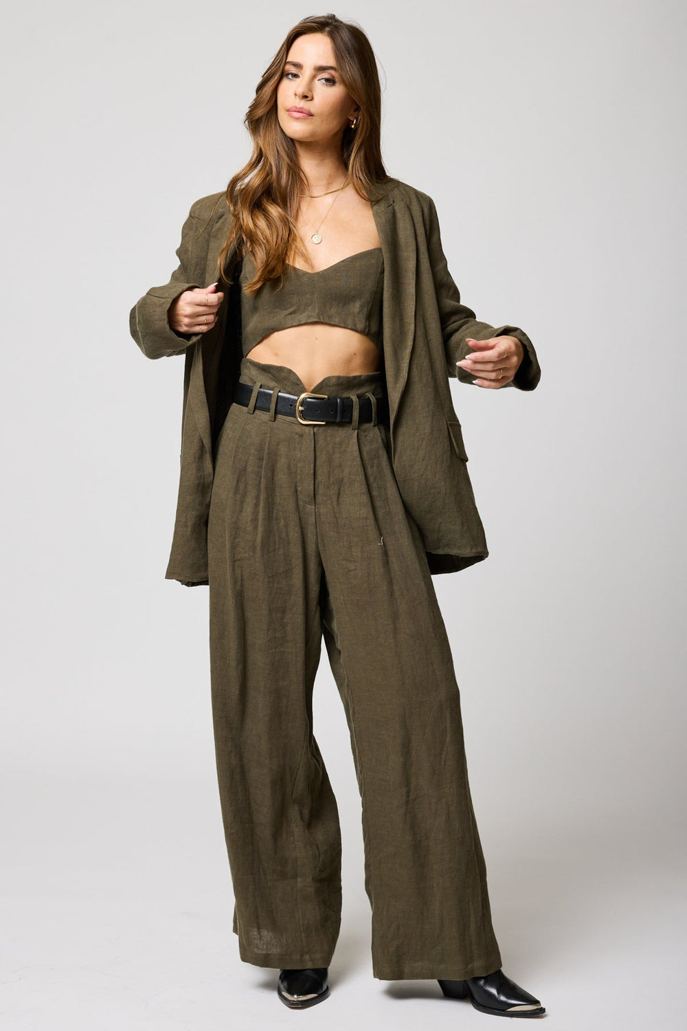 The Linen Blazer army green
