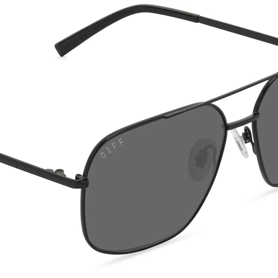 Jonas Sunglasses, Black/Grey