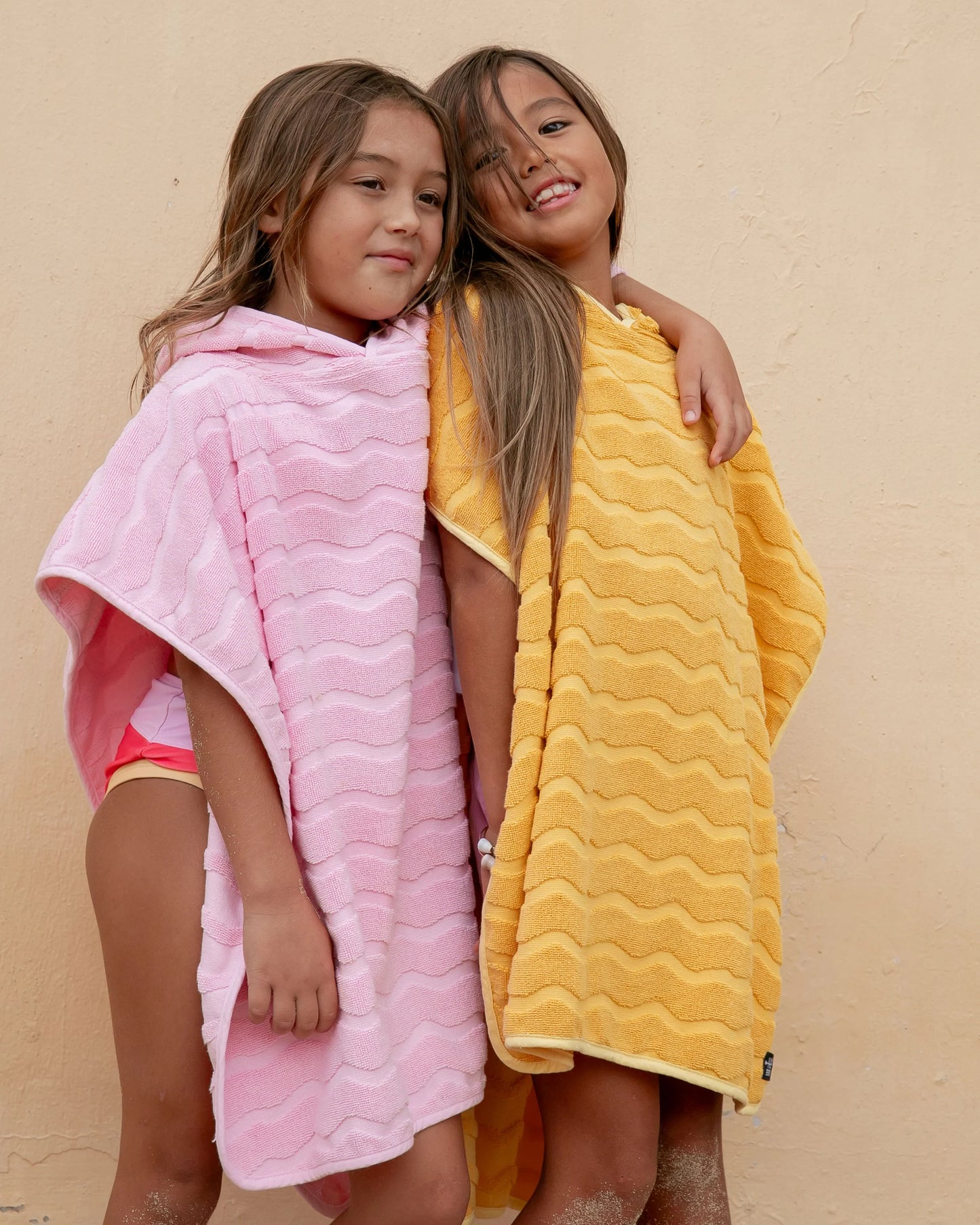 El Ray Wave Poncho Towel - Fairy Tale Pink