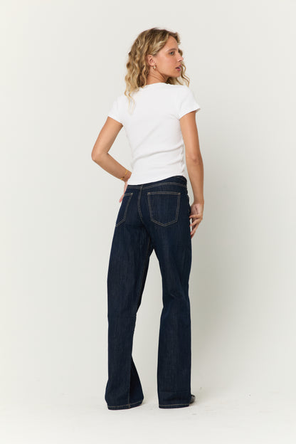 Gina Scoop Neck Notch Rib Tee