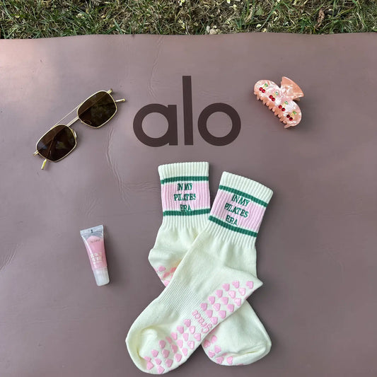 In My Pilates Retro Era Pink/Green Grip Socks