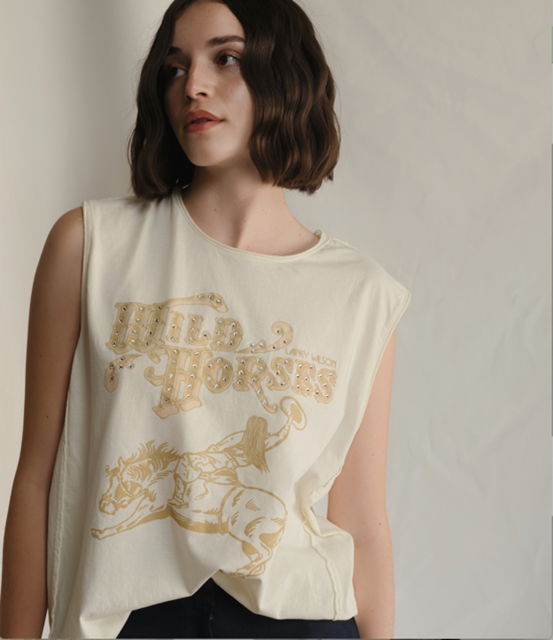Lainey Wilson Wild Horse Tank