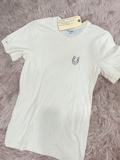 STITCH, Horseshoe Off White Tee