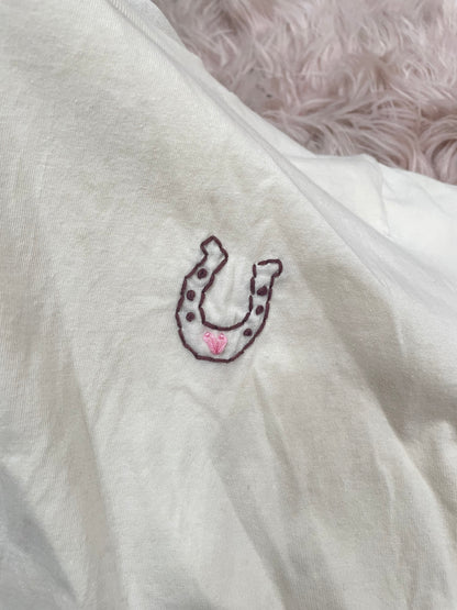 STITCH, Horseshoe Off White Tee