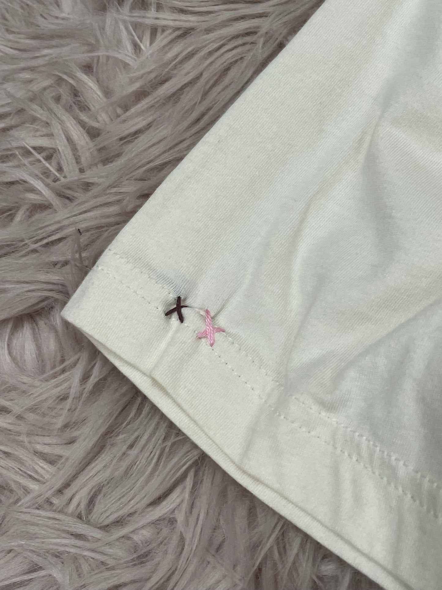 STITCH, Horseshoe Off White Tee