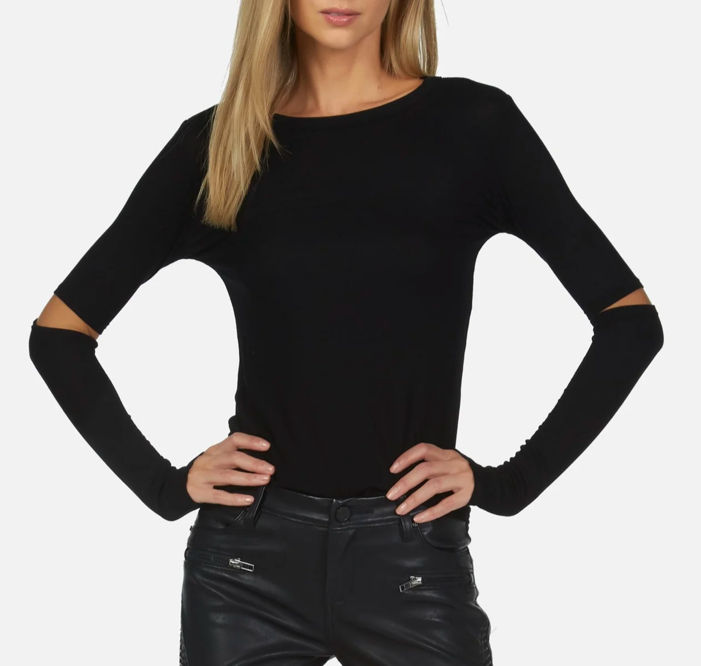 Solomon Fitted Tee Black