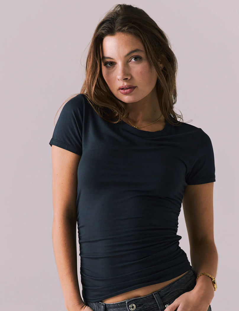 Louiss Tee