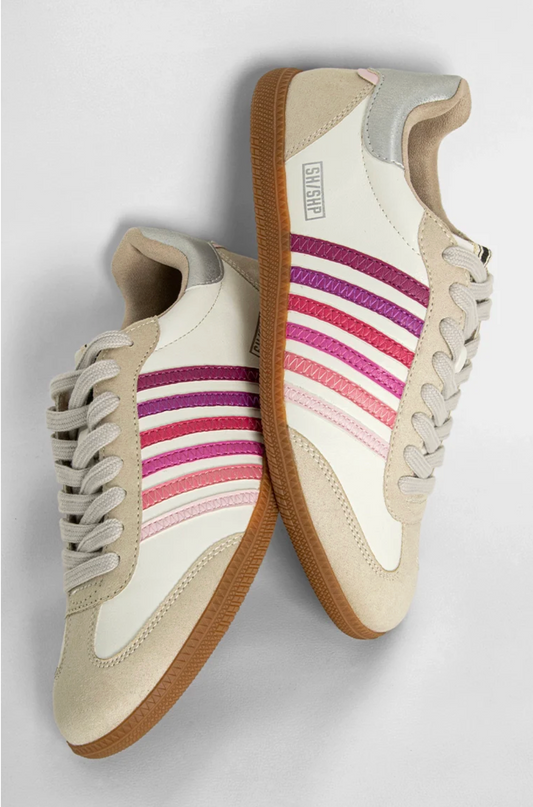 Stevie Sneaker