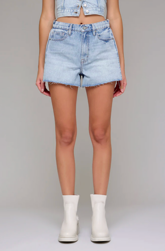 Ava Medium Wash Shorts