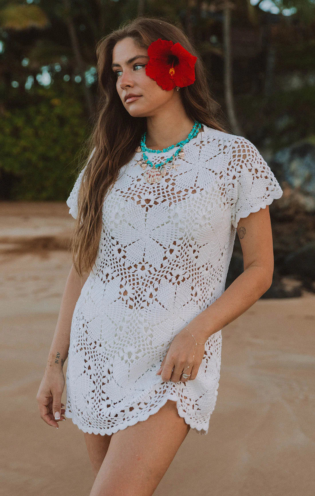 Cleo Coverup